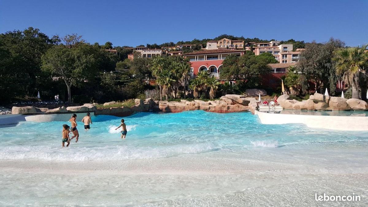 Les Restanques Maison Du Lac 4 Chambres Grimaud Kültér fotó