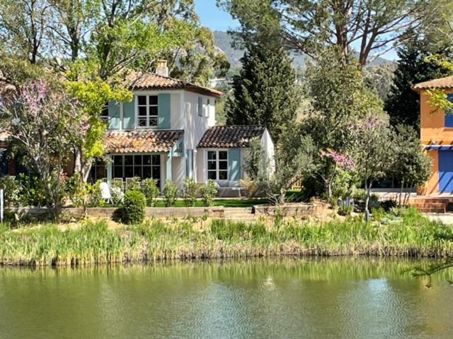 Les Restanques Maison Du Lac 4 Chambres Grimaud Kültér fotó