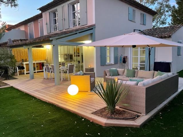 Les Restanques Maison Du Lac 4 Chambres Grimaud Kültér fotó